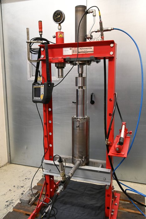 Reparaturen von hydraulischen Werkzeugen Dämpfungszylinder Aggregat